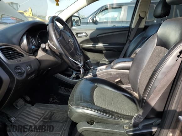 ✅ 2017 Dodge Journey Crossroad Plus • VIN: 3C4PDCGB7HT621486 • Лот: 71115535. Опубликован ранее на Copart с пробегом 195 219 миль. Бесплатный доступ к архиву аукционных продаж из США и подробный отчёт об истории автомобиля на DreamBid. Изображение 7.