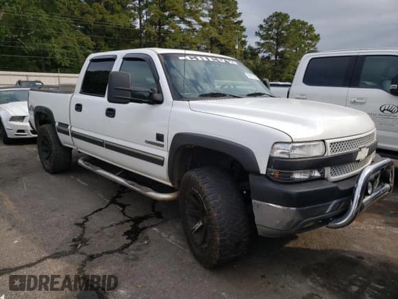 ✅ 2001 Chevrolet Silverado 2500HD LS • VIN: 1GCHK23U11F162998 • Lot: 82831614. Wystawiony na Copart z przebiegiem 300 425 mil. Bezpłatny archiwum sprzedaży aukcyjnych z USA i szczegółowy raport historii pojazdu na DreamBid. Zdjęcie 4.