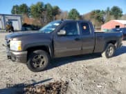 ✅ 2007 Chevrolet Silverado 1500 1LT • VIN: 2GCEC19C471731240 • Лот: 92356235. Опубликован ранее на Copart с пробегом 200 386 миль. Бесплатный доступ к архиву аукционных продаж из США и подробный отчёт об истории автомобиля на DreamBid. Изображение 1.
