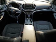 ✅ 2017 Chevrolet Volt LT • VIN: 1G1RC6S55HU199294 • Lot: 61443444. Wystawiony na Copart z przebiegiem 73 596 mil. Bezpłatny archiwum sprzedaży aukcyjnych z USA i szczegółowy raport historii pojazdu na DreamBid. Zdjęcie 8.