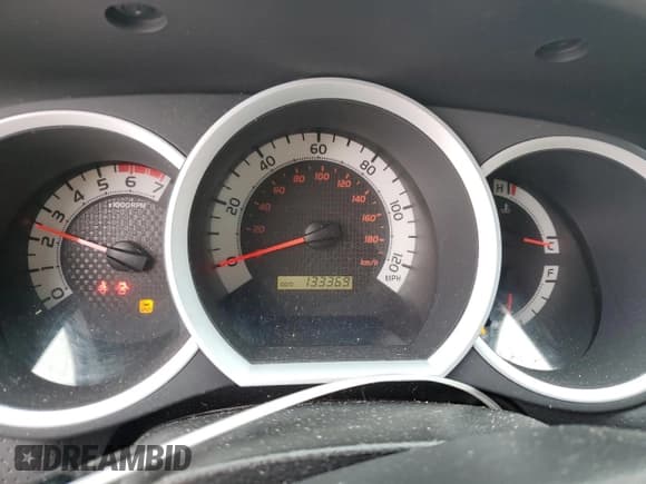 ✅ 2015 Toyota Tacoma PreRunner • VIN: 5TFJX4GN9FX043941 • Лот: 90916535. Опубликован ранее на Copart с пробегом 133 369 миль. Бесплатный доступ к архиву аукционных продаж из США и подробный отчёт об истории автомобиля на DreamBid. Изображение 9.