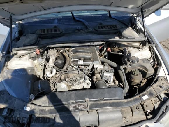 ✅ 2011 BMW 3 Series 335d • VIN: WBAPN7C55BF184106 • Lot: 81415145. Listed on Copart with 160,325 mi. Free auction sales archive from the USA and detailed vehicle history report at DreamBid. Image 11.