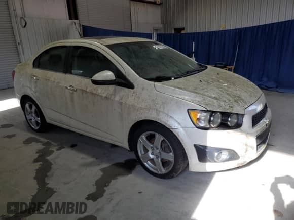 ✅ 2013 Chevrolet Sonic LTZ • VIN: 1G1JE5SHXD4244560 • Lot: 91515575. Listed on Copart with 175,902 mi miles. Access the free auction sales archive from the USA and view a detailed vehicle history report at DreamBid. Image 4.
