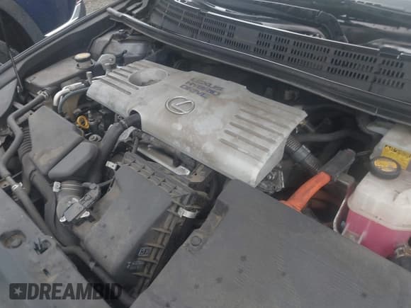 ✅ 2013 Lexus CT 200h • VIN: JTHKD5BH4D2163840 • Lot: 42983526. Wystawiony na IAAI z przebiegiem 167 410 mil. Bezpłatny archiwum sprzedaży aukcyjnych z USA i szczegółowy raport historii pojazdu na DreamBid. Zdjęcie 10.