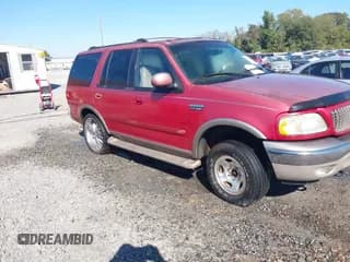 ✅ 2001 Ford Expedition Eddie Bauer • VIN: 1FMPU18L81LB63952 • Lot: 43601625. Wystawiony na IAAI z przebiegiem 242 819 mil. Bezpłatny archiwum sprzedaży aukcyjnych z USA i szczegółowy raport historii pojazdu na DreamBid. Zdjęcie 1.