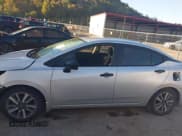 ✅ 2023 Nissan Versa S • VIN: 3N1CN8DV1PL824379 • Lot: 43374184. Wystawiony na IAAI z przebiegiem 99 285 mil. Bezpłatny archiwum sprzedaży aukcyjnych z USA i szczegółowy raport historii pojazdu na DreamBid. Zdjęcie 15.