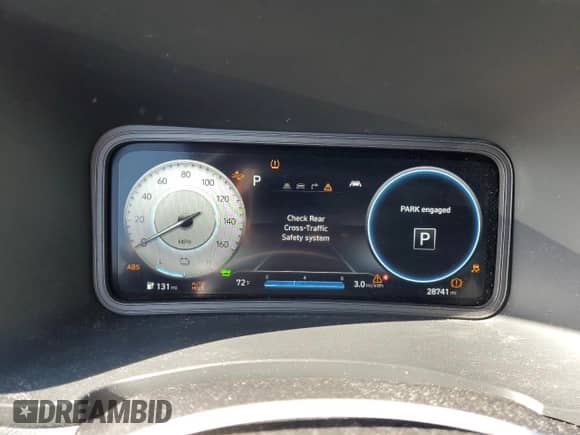 2022 Hyundai Kona Limited z VIN KM8K53AG8NU157472, wystawiony jako Copart lot #62862115 z przebiegiem 28 741 mil mil oraz Czysty tytuł • Clean title. Historia ofert i sprzedaży dostępna na DreamBid. Obrazek 9.