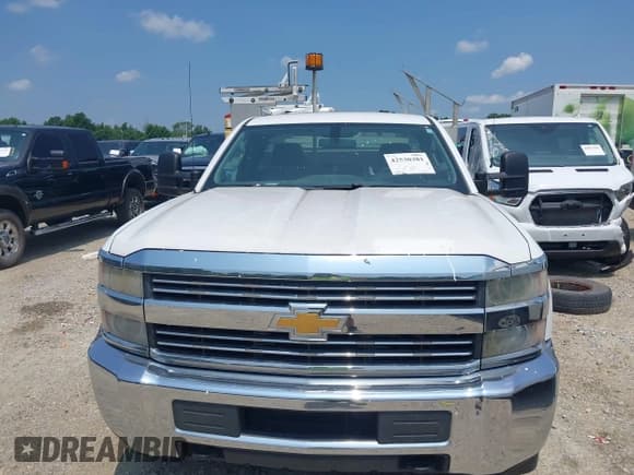 ✅ 2015 Chevrolet Silverado 2500HD Work Truck • VIN: 1GB0CUEG8FZ530648 • Лот: 42530381. Опубликован ранее на IAAI с пробегом 191 466 миль. Бесплатный доступ к архиву аукционных продаж из США и подробный отчёт об истории автомобиля на DreamBid. Изображение 6.