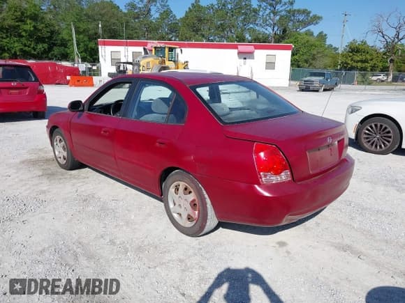 ✅ 2004 Hyundai Elantra GLS • VIN: KMHDN46D94U733209 • Lot: 42001669. Listed on IAAI with Not provided. Free auction sales archive from the USA and detailed vehicle history report at DreamBid. Image 3.