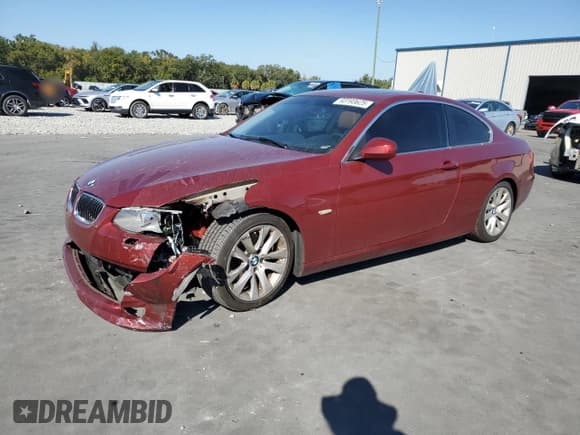 ✅ 2012 BMW 3 Series 328i • VIN: WBAKE3C50CE770996 • Lot: 93193625. Wystawiony na Copart z przebiegiem 51 899 mil. Bezpłatny archiwum sprzedaży aukcyjnych z USA i szczegółowy raport historii pojazdu na DreamBid. Zdjęcie 1.