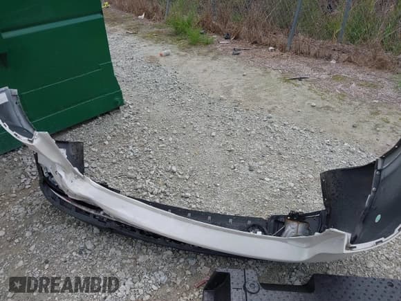 ✅ 2017 Lincoln MKX Select • VIN: 2LMPJ6KP4HBL18254 • Лот: 42771053. Опубликован ранее на IAAI с пробегом 63 994 миль. Бесплатный доступ к архиву аукционных продаж из США и подробный отчёт об истории автомобиля на DreamBid. Изображение 12.