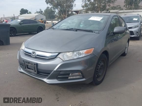 ✅ 2012 Honda Insight • VIN: JHMZE2H38CS003495 • Lot: 43678602. Wystawiony na IAAI z przebiegiem 176 204 mil. Bezpłatny archiwum sprzedaży aukcyjnych z USA i szczegółowy raport historii pojazdu na DreamBid. Zdjęcie 2.