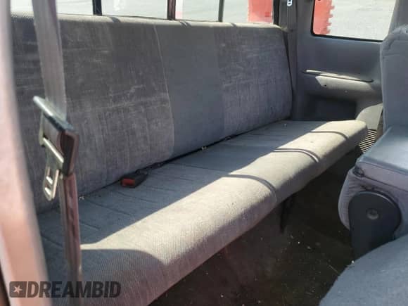 ✅ 1997 Dodge 1500 • VIN: 3B7HC13Y8VG833002 • Лот: 68732575. Размещён на Copart с пробегом 306 221 миль миль. Получите бесплатный доступ к архиву аукционных продаж из США и посмотрите подробный отчёт об истории автомобиля на DreamBid. Изображение 10.