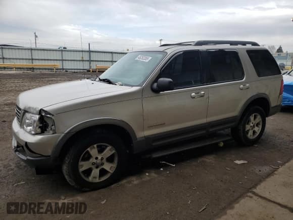 ✅ 2005 Ford Explorer XLT • VIN: 1FMZU63K45UA38225 • Лот: 51774745. Опубликован ранее на Copart с пробегом 263 066 миль. Бесплатный доступ к архиву аукционных продаж из США и подробный отчёт об истории автомобиля на DreamBid. Изображение 1.