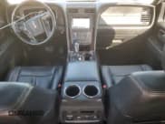 ✅ 2017 Lincoln Navigator Reserve • VIN: 5LMJJ2LT4HEL11361 • Lot: 80131555. Listed on Copart with 130,946 mi. Free auction sales archive from the USA and detailed vehicle history report at DreamBid. Image 8.