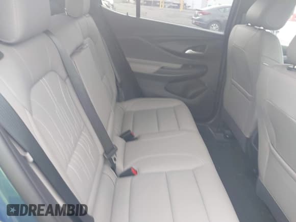 ✅ 2024 Buick Envista Avenir • VIN: KL47LCE27RB152628 • Lot: 42584358. Listed on IAAI with 8,556 mi. Free auction sales archive from the USA and detailed vehicle history report at DreamBid. Image 8.