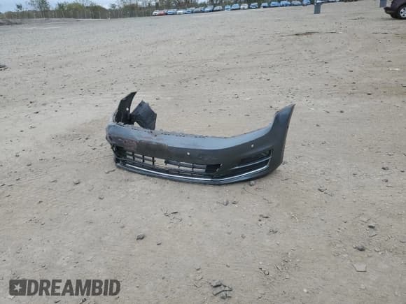 ✅ 2016 Volkswagen Golf TSI S • VIN: 3VWC17AU4GM517164 • Lot: 90502555. Wystawiony na Copart z przebiegiem 107 636 mil. Bezpłatny archiwum sprzedaży aukcyjnych z USA i szczegółowy raport historii pojazdu na DreamBid. Zdjęcie 12.