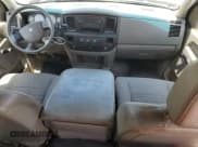 ✅ 2009 Dodge 2500 SLT • VIN: 3D7KS28T79G556379 • Лот: 55851385. Опубликован ранее на Copart с пробегом 148 054 миль. Бесплатный доступ к архиву аукционных продаж из США и подробный отчёт об истории автомобиля на DreamBid. Изображение 8.