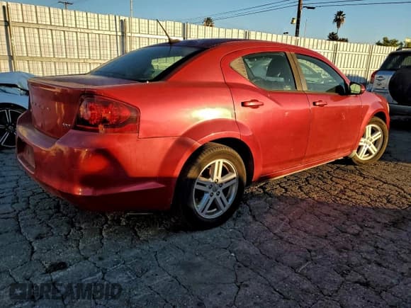 ✅ 2014 Dodge Avenger SXT • VIN: 1C3CDZCB0EN173471 • Lot: 95769345. Listed on Copart with 176,600 mi. Free auction sales archive from the USA and detailed vehicle history report at DreamBid. Image 3.