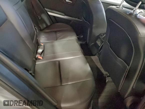 ✅ 2015 Mercedes-Benz GLK 350 • VIN: WDCGG8JB5FG393495 • Лот: 93198275. Опубликован ранее на Copart с пробегом 98 369 миль. Бесплатный доступ к архиву аукционных продаж из США и подробный отчёт об истории автомобиля на DreamBid. Изображение 11.