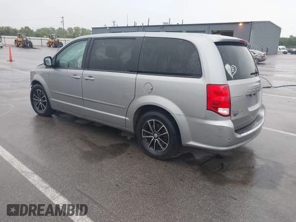 ✅ 2015 Dodge Grand Caravan R/T • VIN: 2C4RDGEG8FR704651 • Лот: 43099278. Опубликован ранее на IAAI с пробегом 187 475 миль. Бесплатный доступ к архиву аукционных продаж из США и подробный отчёт об истории автомобиля на DreamBid. Изображение 3.