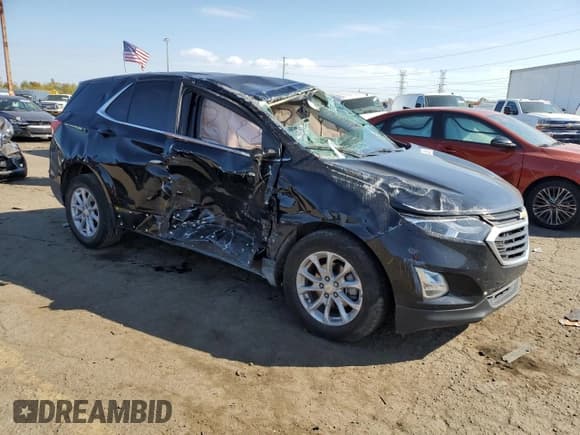 ✅ 2021 Chevrolet Equinox LT • VIN: 3GNAXKEV6ML345596 • Lot: 82462105. Wystawiony na Copart z przebiegiem 56 054 mil. Bezpłatny archiwum sprzedaży aukcyjnych z USA i szczegółowy raport historii pojazdu na DreamBid. Zdjęcie 4.