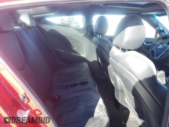 2016 Hyundai Veloster Turbo с VIN KMHTC6AE7GU259245, выставлен на аукционе Copart как лот 40996733 с пробегом 142 067 миль миль и Чистый • Clean title. История ставок и продаж доступна на DreamBid. Изображение 10.