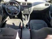 ✅ 2015 Volkswagen Jetta S • VIN: 3VW1K7AJ8FM267310 • Lot: 90755865. Wystawiony na Copart z przebiegiem 127 487 mil. Bezpłatny archiwum sprzedaży aukcyjnych z USA i szczegółowy raport historii pojazdu na DreamBid. Zdjęcie 8.