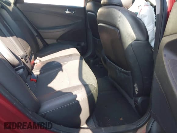 ✅ 2012 Hyundai Sonata Limited • VIN: 5NPEC4AB8CH432024 • Lot: 43265742. Listed on IAAI with 157,648 mi. Free auction sales archive from the USA and detailed vehicle history report at DreamBid. Image 8.