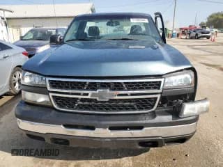 ✅ 2006 Chevrolet Silverado 1500 LS • VIN: 1GCEC14VX6Z220128 • Лот: 71388344. Опубликован ранее на Copart с пробегом 230 114 миль. Бесплатный доступ к архиву аукционных продаж из США и подробный отчёт об истории автомобиля на DreamBid. Изображение 5.