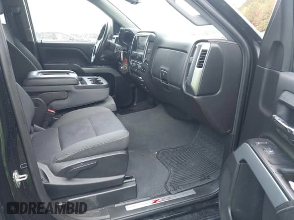 ✅ 2019 Chevrolet Silverado 1500 LT • VIN: 2GCVKPEC4K1177671 • Lot: 43462640. Wystawiony na IAAI z przebiegiem 52 632 mil. Bezpłatny archiwum sprzedaży aukcyjnych z USA i szczegółowy raport historii pojazdu na DreamBid. Zdjęcie 5.