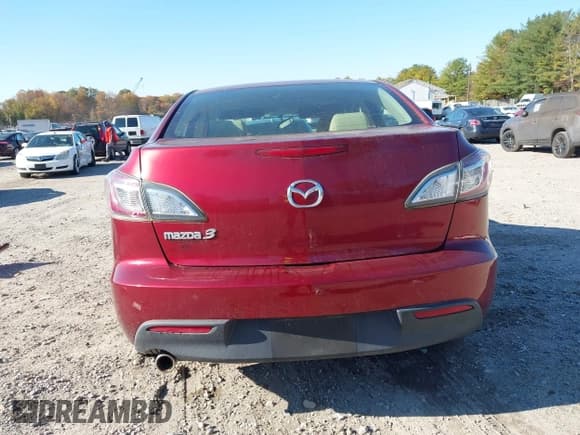 ✅ 2010 Mazda 3 i Sport • VIN: JM1BL1SFXA1176640 • Lot: 43525073. Wystawiony na IAAI z przebiegiem 113 336 mil. Bezpłatny archiwum sprzedaży aukcyjnych z USA i szczegółowy raport historii pojazdu na DreamBid. Zdjęcie 17.