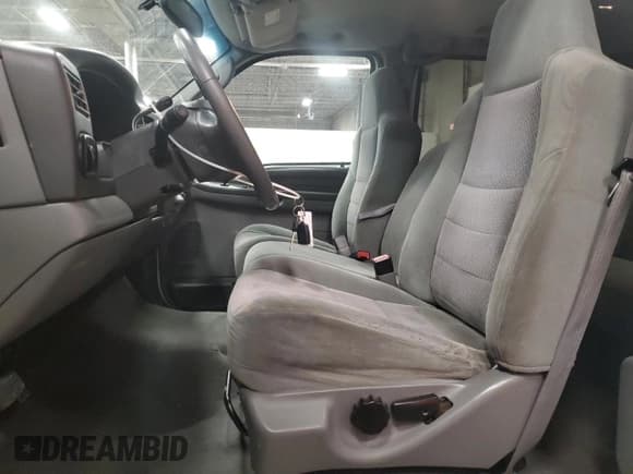 ✅ 2003 Ford Excursion XLT • VIN: 1FMNU41S53ED48526 • Лот: 41813965. Опубликован ранее на Copart с пробегом 190 952 миль. Бесплатный доступ к архиву аукционных продаж из США и подробный отчёт об истории автомобиля на DreamBid. Изображение 7.