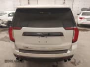 ✅ 2023 GMC Yukon XL Denali Ultimate • VIN: 1GKS2KKL9PR557408 • Lot: 41275837. Wystawiony na IAAI z przebiegiem 19 556 mil. Bezpłatny archiwum sprzedaży aukcyjnych z USA i szczegółowy raport historii pojazdu na DreamBid. Zdjęcie 16.