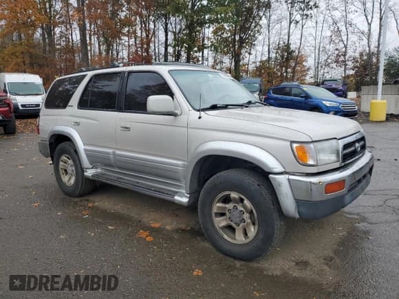 ✅ 1997 Toyota 4Runner Limited • VIN: JT3HN87R7V0057234 • Lot: 90548845. Wystawiony na Copart z przebiegiem 279 306 mil. Bezpłatny archiwum sprzedaży aukcyjnych z USA i szczegółowy raport historii pojazdu na DreamBid. Zdjęcie 4.