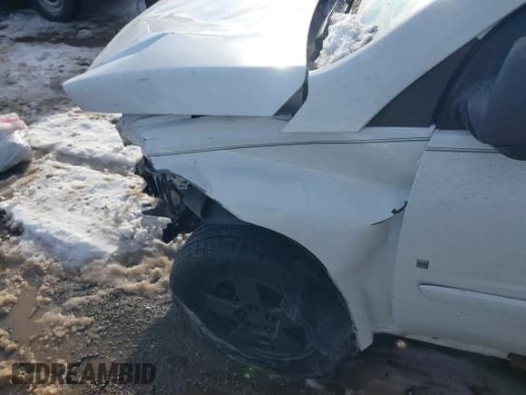 ✅ 2008 Chevrolet Equinox LS • VIN: 2CNDL13F686345885 • Lot: 41357726. Listed on IAAI with 184,562 mi. Free auction sales archive from the USA and detailed vehicle history report at DreamBid. Image 16.