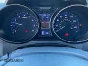 ✅ 2014 Hyundai Veloster Turbo • VIN: KMHTC6AE8EU191230 • Лот: 51807665. Опубликован ранее на Copart с пробегом 108 617 миль. Бесплатный доступ к архиву аукционных продаж из США и подробный отчёт об истории автомобиля на DreamBid. Изображение 8.