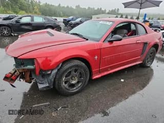 ✅ 2001 Ford Mustang Standard • VIN: 1FAFP40441F179812 • Lot: 81625275. Wystawiony na Copart z przebiegiem Nie podano. Bezpłatny archiwum sprzedaży aukcyjnych z USA i szczegółowy raport historii pojazdu na DreamBid. Zdjęcie 1.