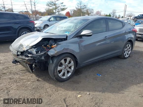 ✅ 2012 Hyundai Elantra GLS • VIN: 5NPDH4AE3CH081272 • Lot: 43624875. Listed on IAAI with 192,295 mi. Free auction sales archive from the USA and detailed vehicle history report at DreamBid. Image 17.