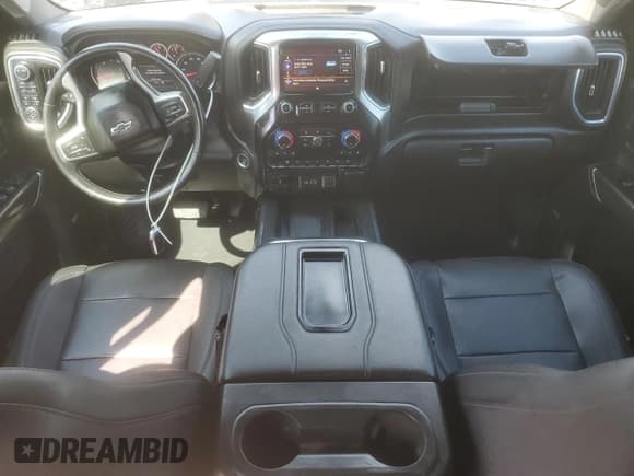 ✅ 2022 Chevrolet Silverado 2500HD LTZ • VIN: 1GC4YPEY2NF228037 • Lot: 89992125. Wystawiony na Copart z przebiegiem 31 602 mil. Bezpłatny archiwum sprzedaży aukcyjnych z USA i szczegółowy raport historii pojazdu na DreamBid. Zdjęcie 8.