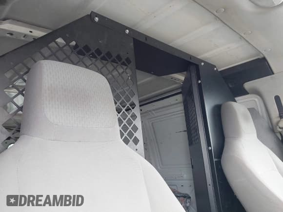 ✅ 2012 Ford Econoline Cargo Recreational • VIN: 1FTNE2EW8CDA16508 • Lot: 43232619. Wystawiony na IAAI z przebiegiem 242 999 mil. Bezpłatny archiwum sprzedaży aukcyjnych z USA i szczegółowy raport historii pojazdu na DreamBid. Zdjęcie 8.