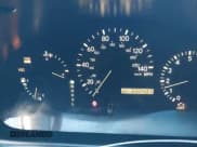 ✅ 2001 Lexus RX 300 • VIN: JTJGF10U910098353 • Lot: 43466504. Wystawiony na IAAI z przebiegiem 332 437 mil. Bezpłatny archiwum sprzedaży aukcyjnych z USA i szczegółowy raport historii pojazdu na DreamBid. Zdjęcie 7.