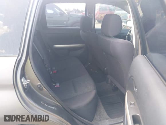 ✅ 2005 Scion xA • VIN: JTKKT604050093561 • Lot: 42956275. Wystawiony na IAAI z przebiegiem 155 984 mil. Bezpłatny archiwum sprzedaży aukcyjnych z USA i szczegółowy raport historii pojazdu na DreamBid. Zdjęcie 8.