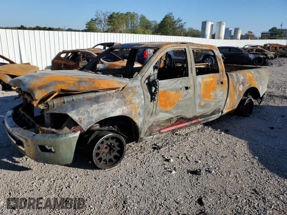 ✅ 2014 Ram 2500 • VIN: 3C6UR4GL1EG189301 • Lot: 73302624. Wystawiony na Copart z przebiegiem Nie podano. Bezpłatny archiwum sprzedaży aukcyjnych z USA i szczegółowy raport historii pojazdu na DreamBid. Zdjęcie 1.