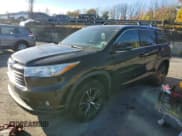 ✅ 2016 Toyota Highlander XLE • VIN: 5TDJKRFH9GS504134 • Lot: 90221215. Wystawiony na Copart z przebiegiem 79 181 mil. Bezpłatny archiwum sprzedaży aukcyjnych z USA i szczegółowy raport historii pojazdu na DreamBid. Zdjęcie 1.