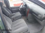 ✅ 2005 Chrysler Town & Country • VIN: 1C4GP45RX5B379965 • Lot: 42469170. Wystawiony na IAAI z przebiegiem 162 163 mil. Bezpłatny archiwum sprzedaży aukcyjnych z USA i szczegółowy raport historii pojazdu na DreamBid. Zdjęcie 5.