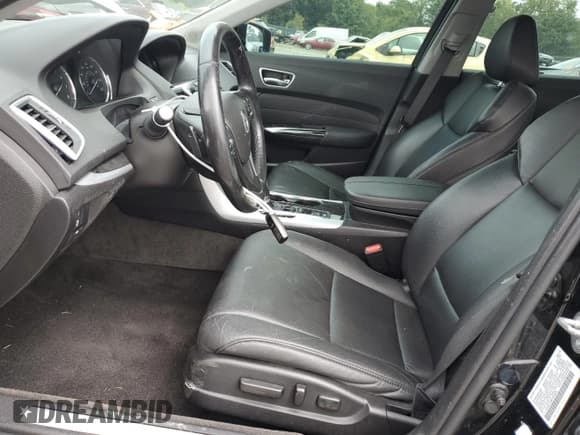 ✅ 2019 Acura TLX • VIN: 19UUB1F38KA003830 • Lot: 71828515. Wystawiony na Copart z przebiegiem 103 153 mil. Bezpłatny archiwum sprzedaży aukcyjnych z USA i szczegółowy raport historii pojazdu na DreamBid. Zdjęcie 7.