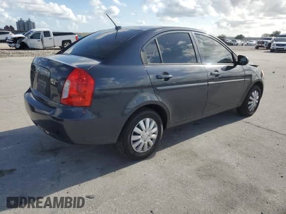 2011 Hyundai Accent GLS z VIN KMHCN4AC8BU612839, wystawiony jako Copart lot #79243824 z przebiegiem 119 663 mil mil oraz Szkoda całkowita • Salvage title. Historia ofert i sprzedaży dostępna na DreamBid. Obrazek 3.
