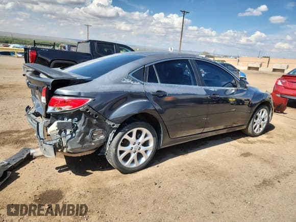✅ 2013 Mazda 6 i Touring Plus • VIN: 1YVHZ8EH8D5M05726 • Lot: 85134545. Listed on Copart with 133,100 mi. Free auction sales archive from the USA and detailed vehicle history report at DreamBid. Image 3.