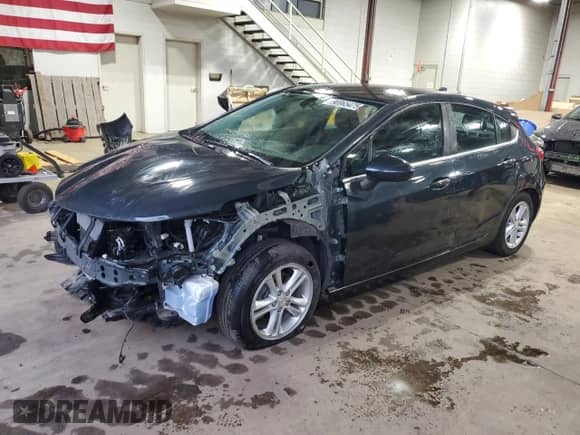 2017 Chevrolet Cruze LT with VIN 3G1BE6SM8HS526886, listed as a Copart auction lot 90065475 with 29,663 mi miles and Salvage title. Bid and sale history available at DreamBid. Image 1.